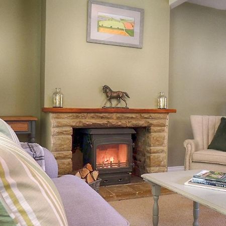 Ivy Cottage Bourton-on-the-Water Bagian luar foto