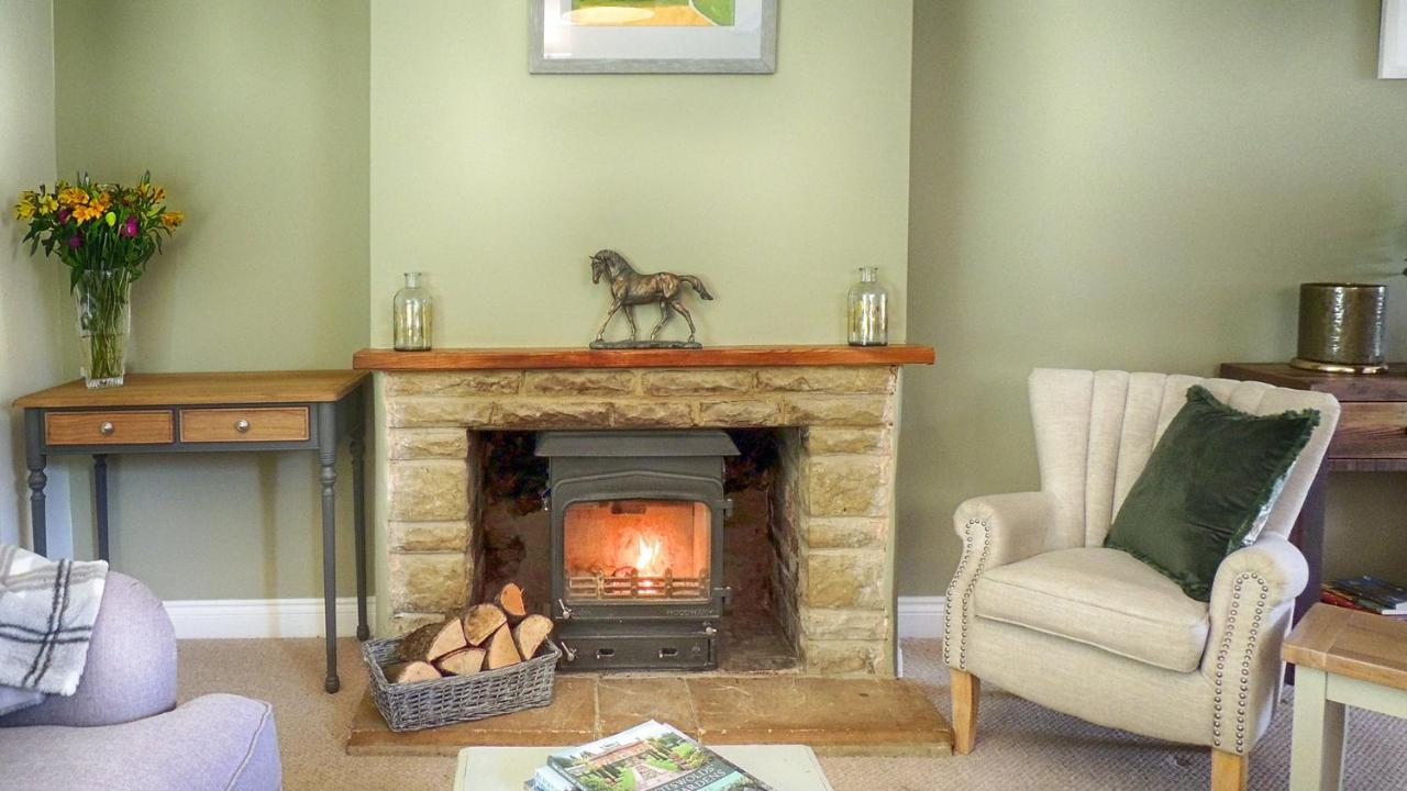 Ivy Cottage Bourton-on-the-Water Bagian luar foto
